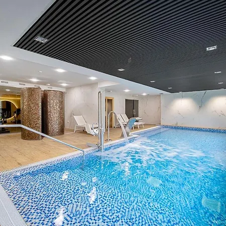 Apartment Costa Elegant Escape
