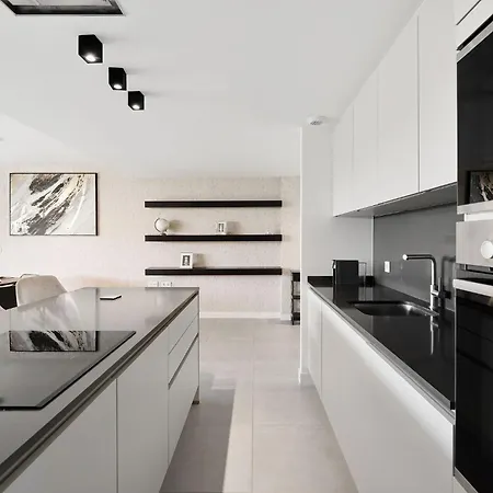 Costa Elegant Escape Apartment *
