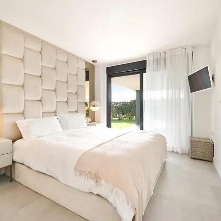 Costa Elegant Escape * Estepona
