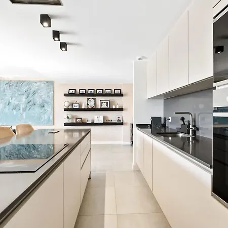 Costa Elegant Escape Apartmán *