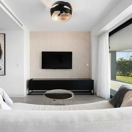 Costa Elegant Escape * Estepona